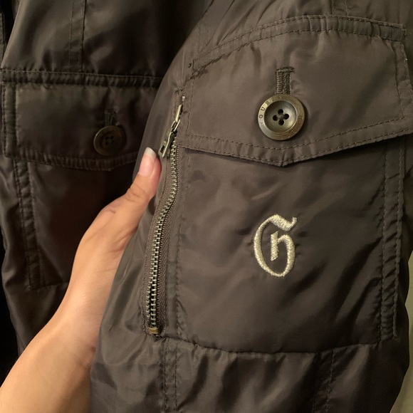 Guess Medium Cargo Y2K Style Embroidered Pocketed Zip Up Collared Puffer Jacket - Picture 5 of 12